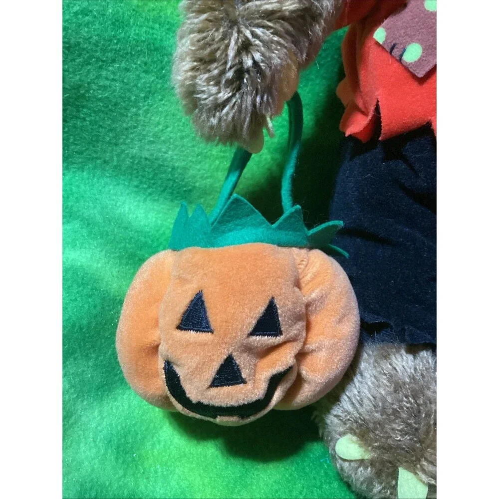 Disney Store Winnie the Pooh Werewolf Halloween Plush 12 Inch NWT Pumpkin Basket